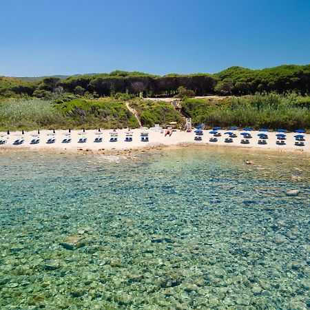 Amareclub Red Sun Village Isola Rossa  Esterno foto