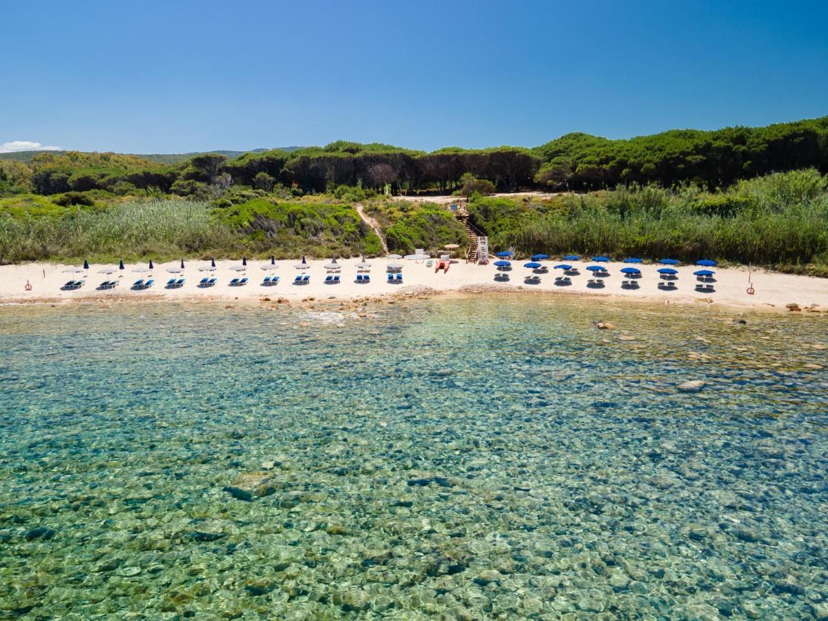 Amareclub Red Sun Village Isola Rossa  Esterno foto